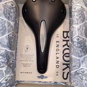 Brooks Cambium C201CA6300 carved bike seat black